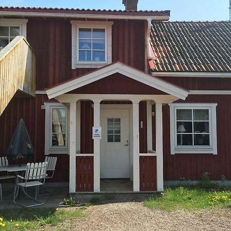 Augustas Bed & Breakfast Rattvik Exterior photo
